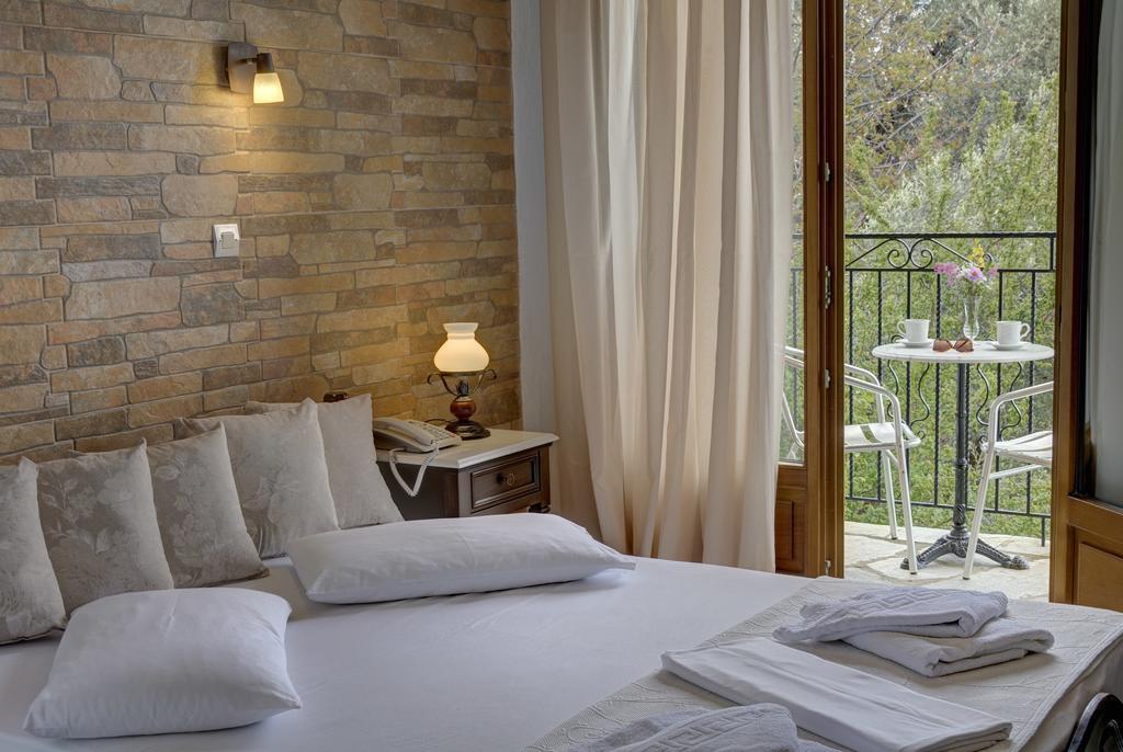Hotel Agnadi - Horefto Ngoại thất bức ảnh